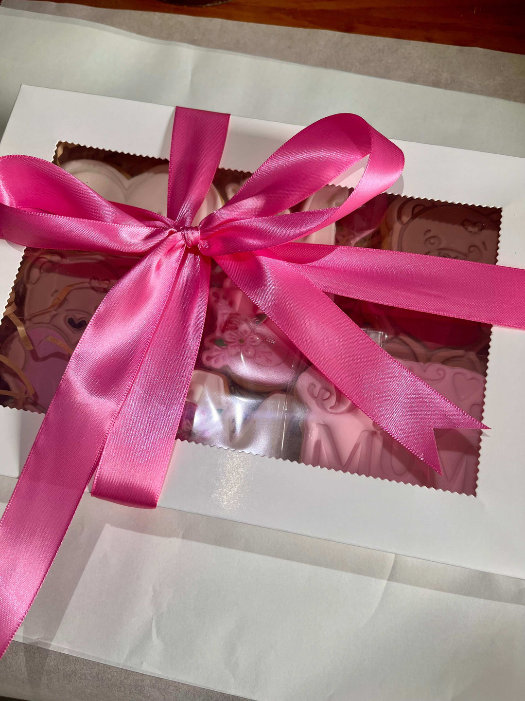 Mothers Day Sugar Cookies Box With Pink Gift Wrapping