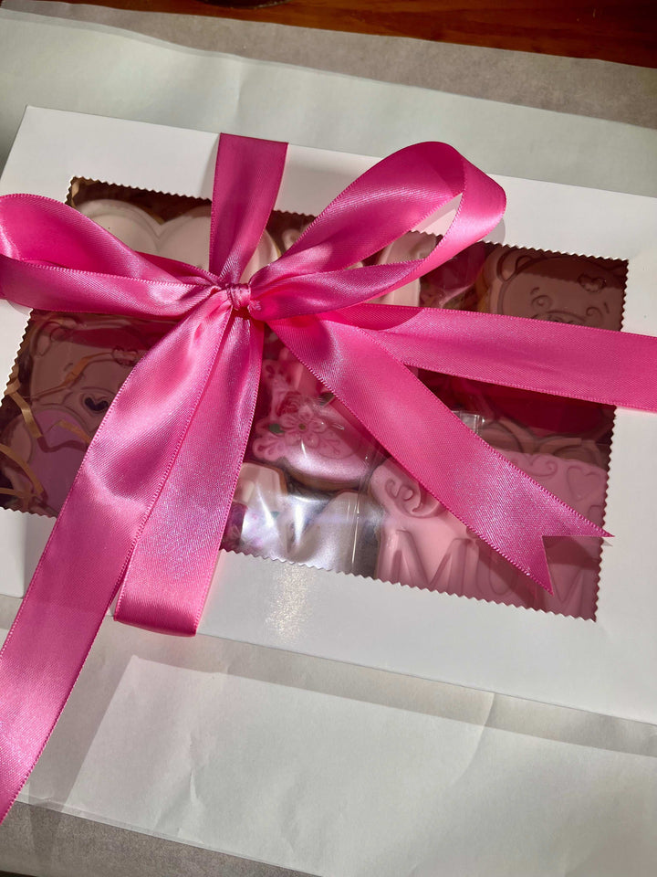 Mothers Day Sugar Cookies Box With Pink Gift Wrapping