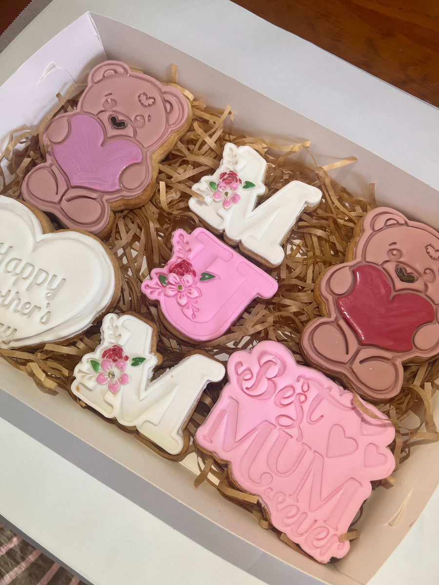 Mothers Day Sugar Cookies Box With Pink Gift Wrapping