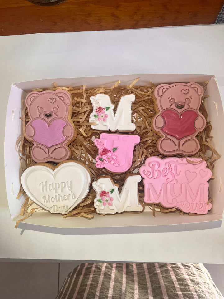 Mothers Day Sugar Cookies Box With Pink Gift Wrapping