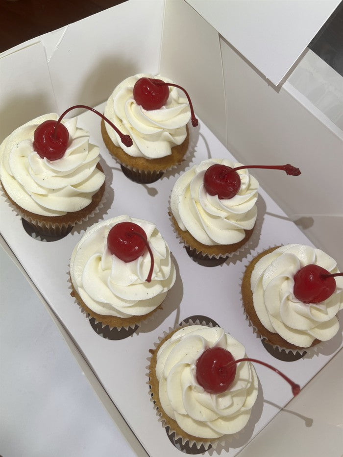 Cupcakes With Cherrie on top