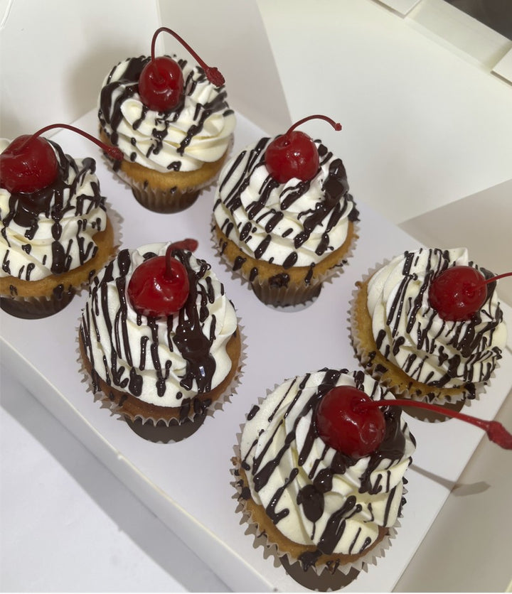 Cupcakes With Cherrie on top