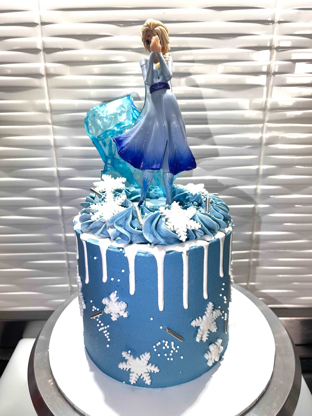 Elsa Cake